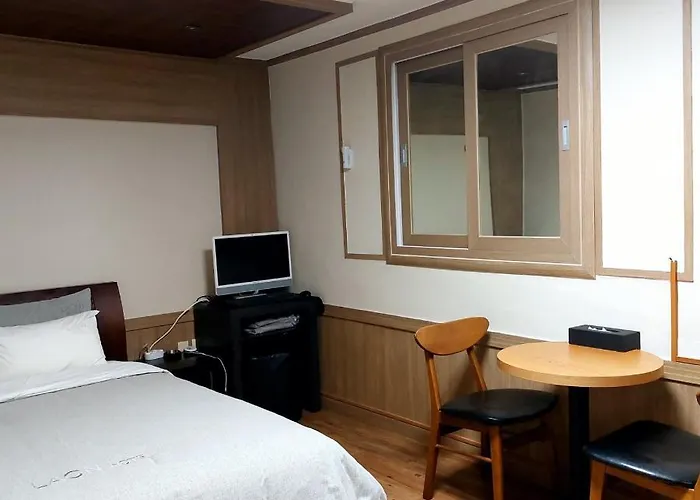 Prince Motel Отель